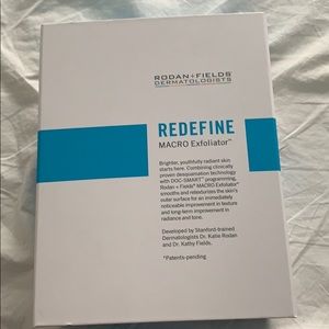 Rodan and Fields Redefine Macro Exfoliator